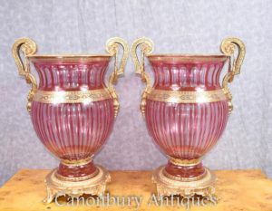 Par Louis XVI Copiar Vidro Bulbous Urnas Vasos Ormolu Fixtures