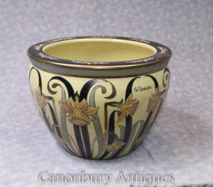 Single Art Nouveau Italian Porcelain Planter Pot Assinado Fieravino