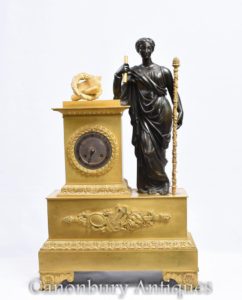 Mobiliário Império Francês em bronze dourado Manto Despertador